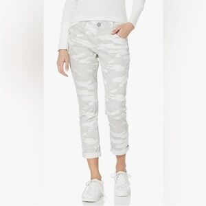 Democracy Ab-Solution Gray and White Camouflage Ankle Jeans | Size 8